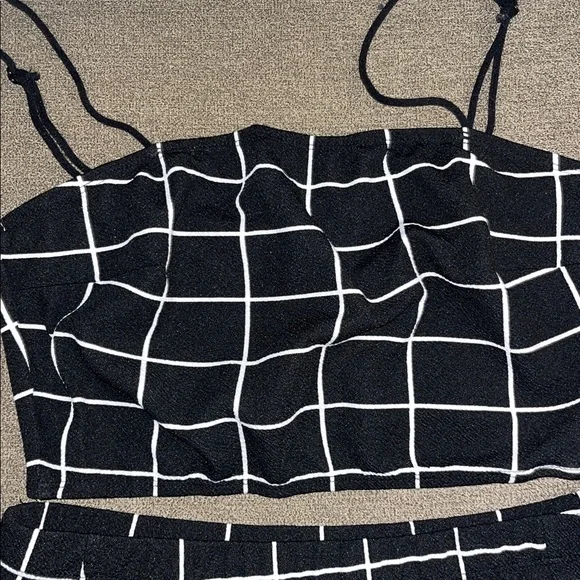 SHEIN Black and White Checkered Skirt Set - Picture 2 of 6